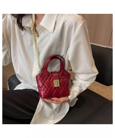 Niche women bag fashion small bag diamond chain portable shoulder messenger bag Pink $28.10 Totes