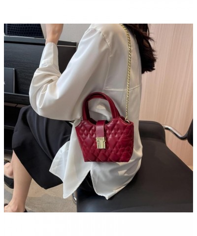 Niche women bag fashion small bag diamond chain portable shoulder messenger bag Pink $28.10 Totes